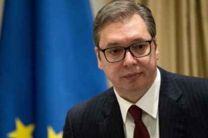 presedintele sarb aleksandar vucic a fost internat intr un spital militar din belgrad dupa revenirea din sua 681631f160132