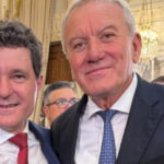 primarul constantin toma prezent la investirea lui nicusor dan romanii au ales un om foarte inteligent psd sa intre la guvernare 68349b71cee0b