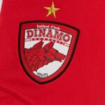 primul jucator care incheie conturile cu dinamo vineri are ultimul meci 6824d05688977