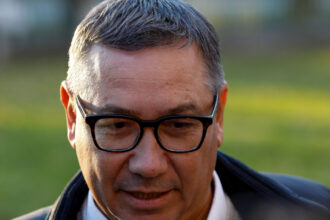 reactia companiei acuzate de victor ponta ca ar sta la baza scandalului pozelor publicate de lasconi o minciuna grosolana 6814baa9e195b