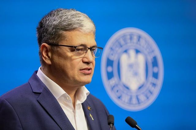 reforma fiscala un proiect ar putea fi initiat dupa alegeri insa nu este clar cu ce sprijin in parlament ministrul finantelor a declarat anterior ca reforma fiscala nu poate fi adoptata fara 681cd17dc2773