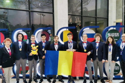 romania a obtinut doua medalii de aur doua de argint si trei de bronz la olimpiada asiatica de fizica 6820fc1b2740d