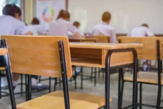 sa isi continue studiile sau sa aleaga o meserie ce i a determinat pe unii tineri din judetul constanta sa renunte la educatie 68305c232219a