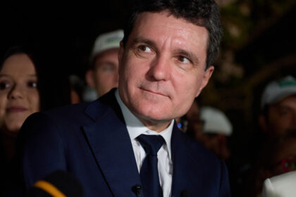 sase senatori americani mesaj de felicitare pentru nicusor dan comunitatea euroatlantica este mai puternica cu romania la masa 682d6da94cfba