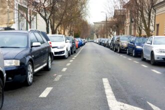 sentinta prin care a fost desfiintata taxa de 200 de lei din constanta atacata cu recurs nu vrem sa lasam portite pentru adoptarea altor taxe similare 682e74daa3208