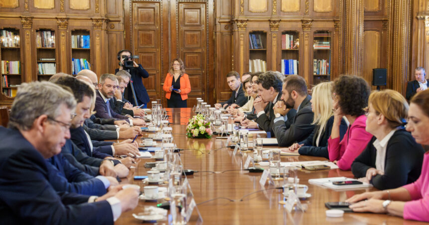 sindicatele daca discutiile de la cotroceni se poarta exclusiv cu mediul de afaceri propunerile vor fi in interesul capitalului 6839e68f5f9a9