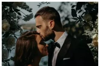 sotia lui denis hanganu este cea mai fericita femeie putini barbati chiar se pricep la asta totusi vin cu o experienta video exclusiv 681ef85e33a01