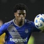sotia si fiul unui fotbalist au fost rapiti in ecuador ce a facut jackson rodriguez cand atacatorii au intrat in casa 68146a5dce0bf