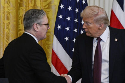 sua si marea britanie au semnat un acord comercial total si complet anunta donald trump 681caa3c2d553