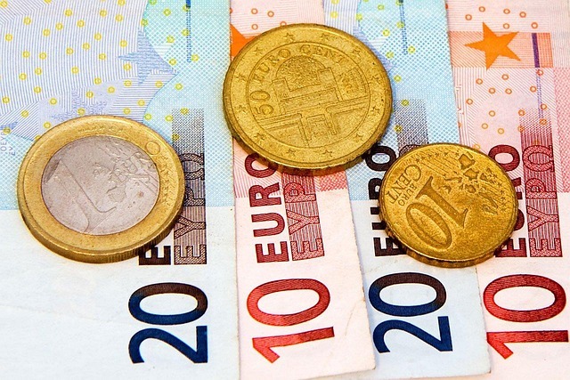 tabel economia ue a crescut cu 14 in primul trimestru triplu fata de cea a romaniei bulgaria si polonia au printre cele mai mari cresteri germania ungaria si austria sunt in recesiune 6826032dee080