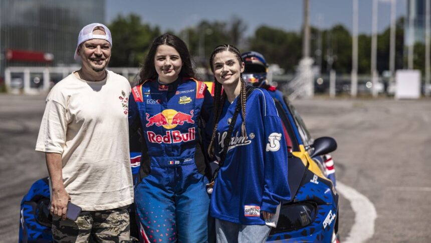 theo rose si puya adrenalina in masina de drift inainte de red bull soundclash 6836e64316e17