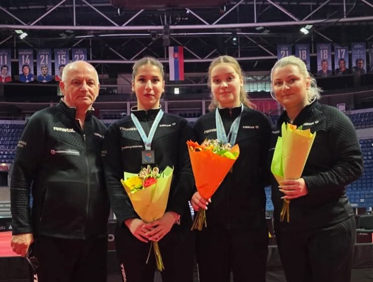 trei medalii pentru fetele de la csm constanta la europenele de tenis de masa la tineret 682229257634f