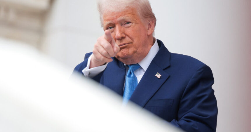 trump da asigurari ca va castiga batalia impotriva universitatii harvard nebuni radicalizati scandalagii 683573629fb68
