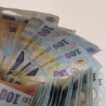 ultima ora guvernul nu a avut excedent in aprilie asa cum se astepta fostul premier deficitul la patru luni e in scadere fata de anul trecut dar numai pentru ca in aprilie 2024 s au platit in avans 682392039cc2c