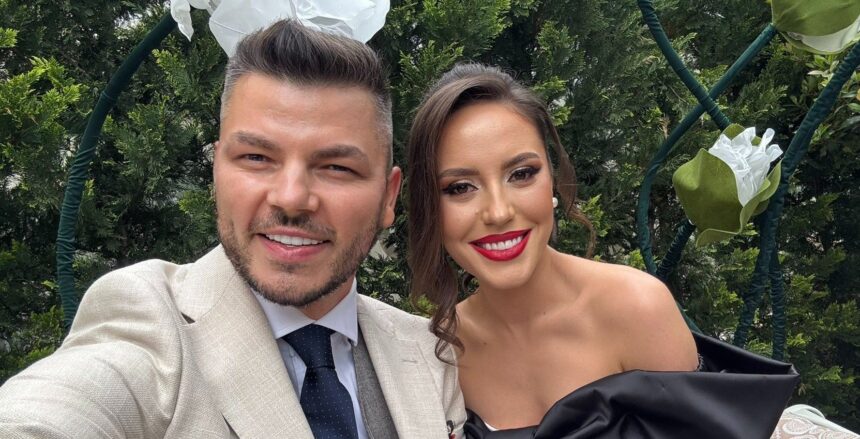 valentin luca finalist romanii au talent si roxana ghiorghian fosta stirista de la antena 1 s au casatorit primele imagini de la eveniment 6820b8602d416
