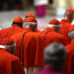 vaticanul anunta ca va dezactiva acoperirea telefoniei mobile pe intregul sau teritoriu pentru a izola conclavul 68191777a86a0