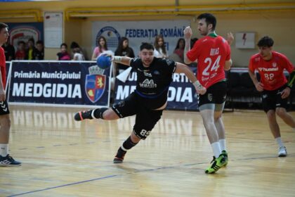 victorie uriasa pentru handbalistii de la cs medgidia in fata liderului 68250fdfb52f5