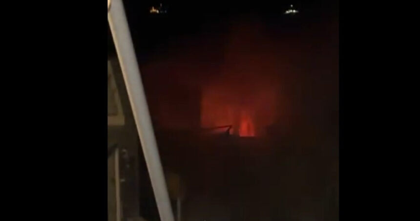 video 30 de voluntari risca sa se scufunde dupa ce nava cu care se indreptau spre gaza a fost atacata cu drone 68148434ef332