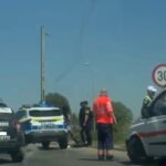 video accident rutier in zona celsy la sensul giratoriu intervin echipajele de la ambulanta 68133b6a877a9