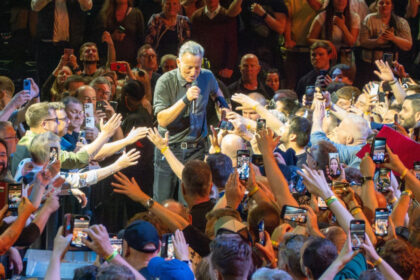 video bruce springsteen si a reluat atacurile la adresa presedintelui sua corupt si incompetent trump esti o pruna batrana uscata 683a03510dc7f
