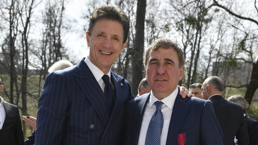 video hagi si popescu au votat la istanbul mesajul celor doua legende 6829aa873f862