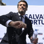 video liderului extremei drepte din portugalia i s a facut rau pentru a doua oara in public cu cateva zile inainte de alegeri 682635722178b