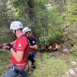 video misiune contracronometru in bihor si alba pentru salvarea unor turisti raniti pe munte unul dintre ei a intrat pe un traseu interzis 6820d92f8c69b