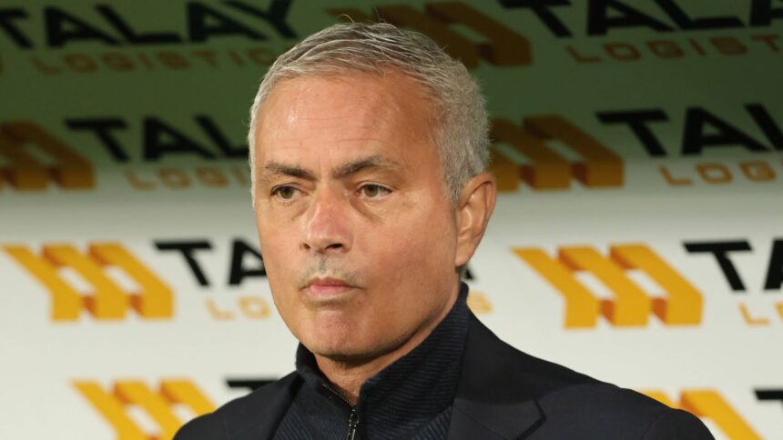 video mourinho batjocorit in turcia ce a putut sa faca galatasaray la ultimul meci 682c235733c27