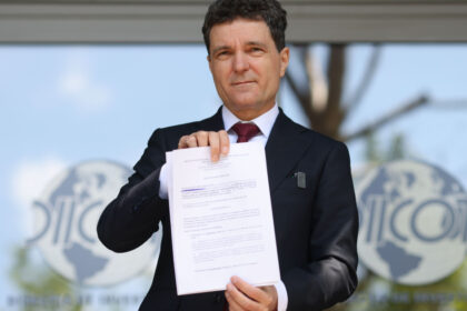 video nicusor dan a facut plangere penala impotriva elenei lasconi in scandalul pozelor publicate de sefa usr s a discreditat total 6814930200fa6