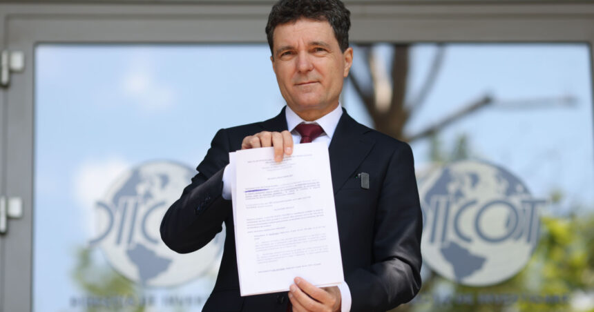 video nicusor dan a facut plangere penala impotriva elenei lasconi in scandalul pozelor publicate de sefa usr s a discreditat total 6814930200fa6