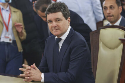 video nicusor dan discuta cu tanczos barna si cu marcel bolos problema deficitului trebuie sa transferam 30 de miliarde de lei din buget 682efb6fa5a70