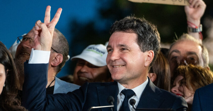 video rezultate alegeri prezidentiale 2025 turul 1 momentul in care nicusor dan l a depasit pe crin antonescu si a trecut pe locul 2 6817f2b6b4937
