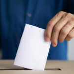 video satul in care sase din 10 localnici au votat pentru schimbarea numelui localitatii motivul pentru care oamenii au cerut referendum 681b101484c67