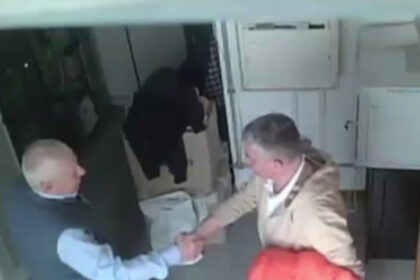 video stenograme din dosarul primarului vlad oprea si imagini cu edilul din sinaia cand se intalneste cu viceprimarul 6824e98464dcb