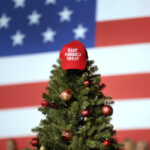 video tarifele lui trump golesc sacul lui mos craciun copiii americani ar putea primi doua papusi in loc de 30 anunta presedintele sua 681370a0c5d16