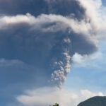 video vulcanul lewotobi laki laki a erupt indonezia a crescut nivelul de alerta la maximum 682ac4c0ec7f9