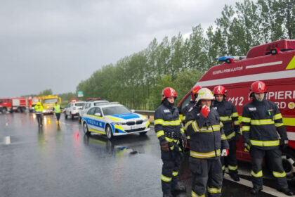 videofoto planul rosu de interventie activat pe a1 nadlac arad accident grav cu 11 victime traficul rutier este blocat 6825f52c6b29b