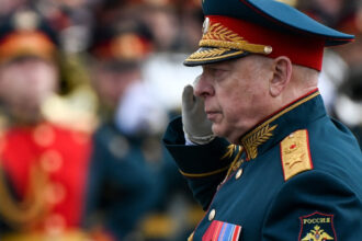 vladimir putin l a demis pe comandantul fortelor terestre ale armatei ruse cine este generalul oleg saliukov 682642f31d8e7