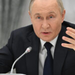 vladimir putin serviciile straine precum microsoft si zoom ar trebui restrictionate in rusia 6834ac6177ab1