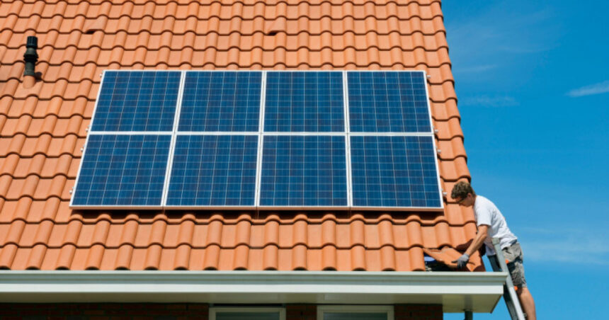 14 800 de familii vulnerabile vor primi vouchere pentru reabilitarea termica a locuintei si panouri fotovoltaice 68432f34d815e