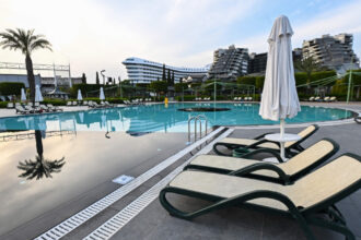 4 000 de hoteluri din turcia au fost inchise chiar la inceput de sezon unii turisti s au trezit fara cazare 68579e15d0549