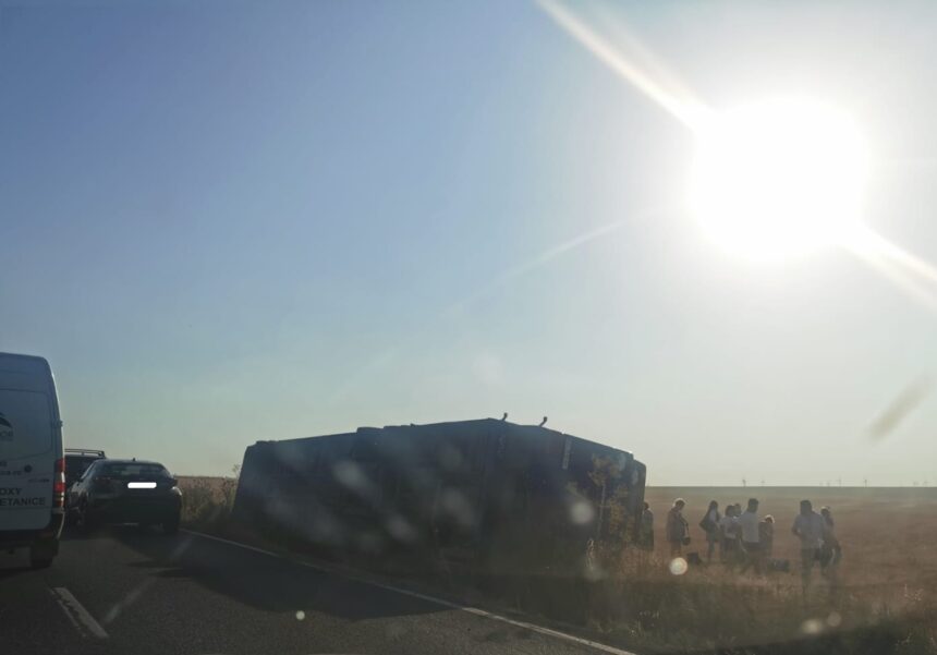 accident grav la tariverde planul rosu de interventie activat dupa ce un autocar s a rasturnat 685c1e7990b1b