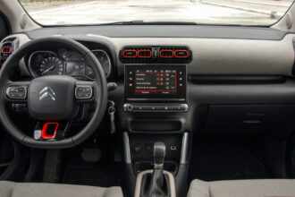 airbag urile takata mai fac o victima citroen cere imobilizarea imediata a tuturor automobilelor c3 si ds3 din europa 6852b6ffac055