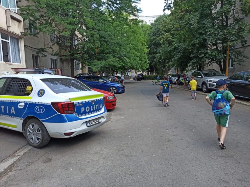 alerta in cartierul inel ii un barbat a amenintat copii din zona si a iesit afara cu un topor 6853fbe8ea17b