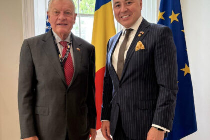 ambasadorul romaniei in sua a discutat despre apararea pe flancul estic cu emisarul special al presedintelui trump pentru ucraina 6846ee04eb2b9