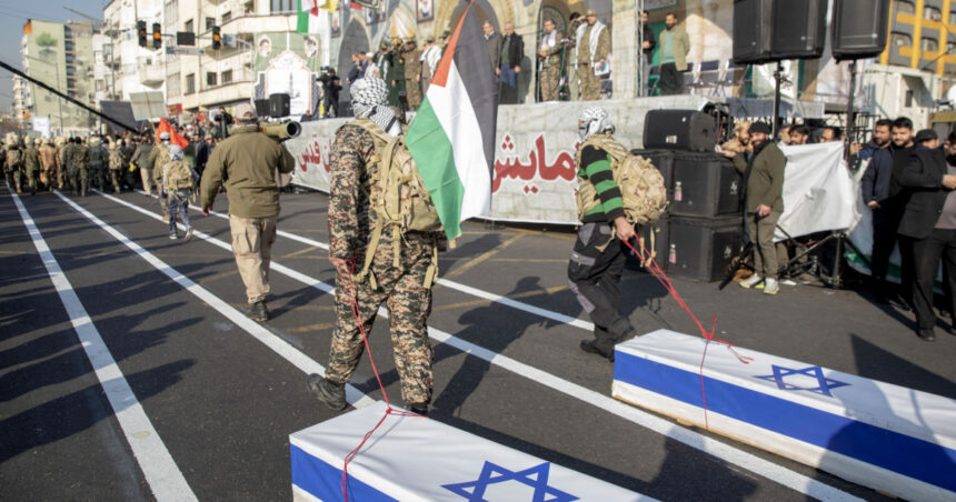 analiza ss comintern si mafia la un loc forta care l pastreaza pe ali khamenei in fruntea iranului transforma esecul in martiriu 6862155e37b8c