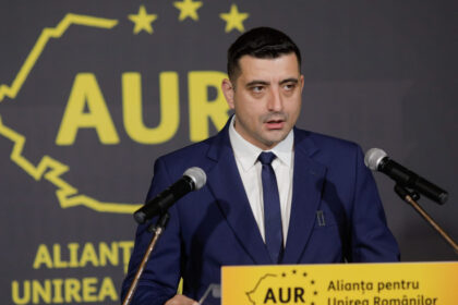 aur acuza guvernul ca ia decizii pe furis si vine cu un plan in 12 puncte de reducere a deficitului bugetar 685ea6343dac5