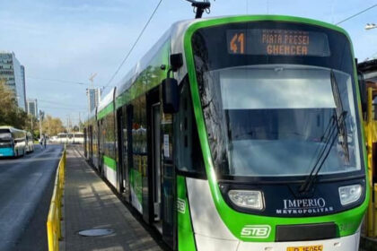 avarie la reteaua electrica in bucuresti tramvaie si troleibuze blocate pe mai multe linii 684148efa729d
