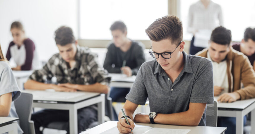 barem istorie la bac 2025 cum se rezolvau subiectele 6849751a8e777