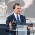 burduja energie ne indeamna sa ne mutam la furnizorul de energie cel mai ieftin 683efd06a2a54